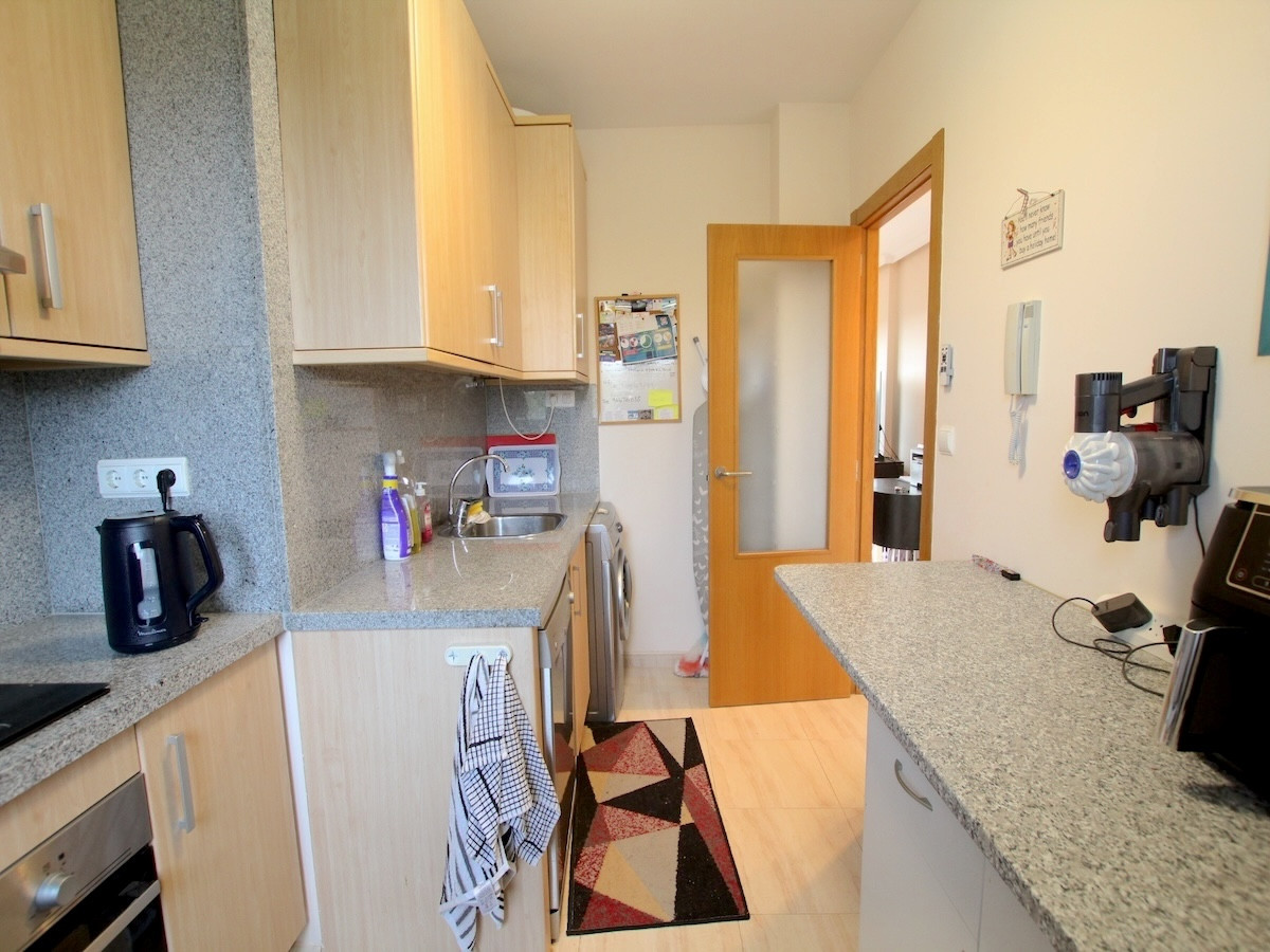 Se vende Apartamento en Planta Última de 2 dormitorios en Costa Blanca, Alicante, España