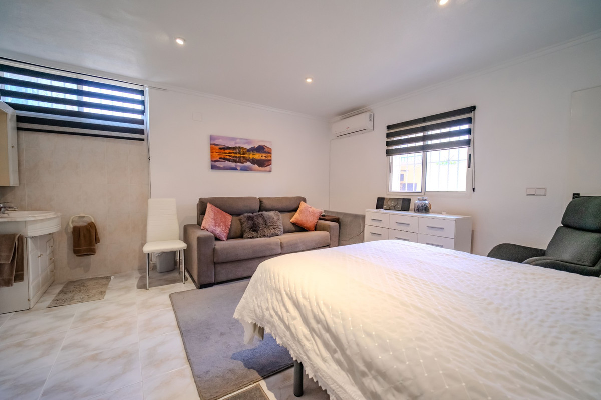 Se vende Pareada de 3 dormitorios en Costa Blanca, Alicante, España