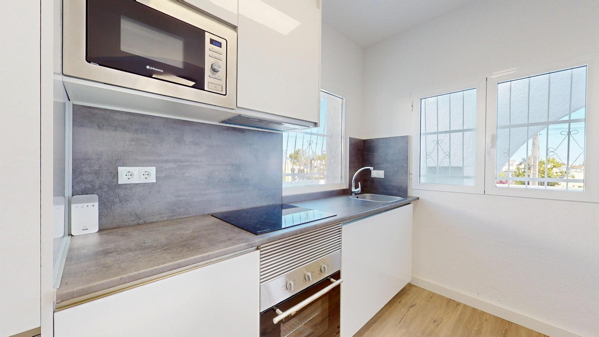 2 Bed Townhouse for sale in Blue Lagoon Costa Blanca, Alicante, Spain