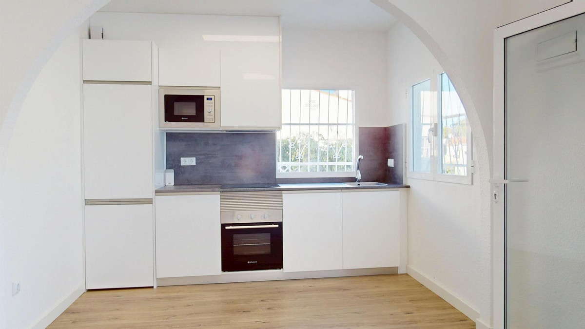 2 Bed Townhouse for sale in Blue Lagoon Costa Blanca, Alicante, Spain