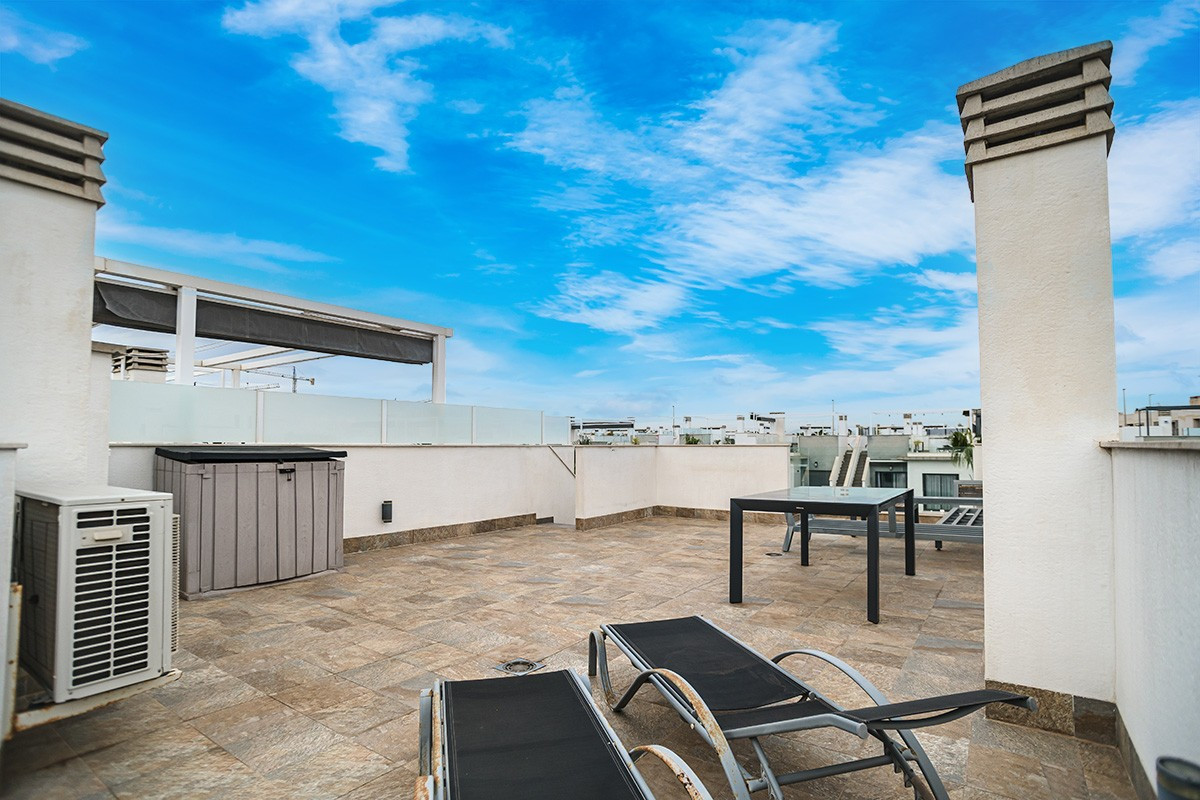 2 Bed Apartment for sale in Pilar De La Horadada Costa Blanca, Alicante, Spain