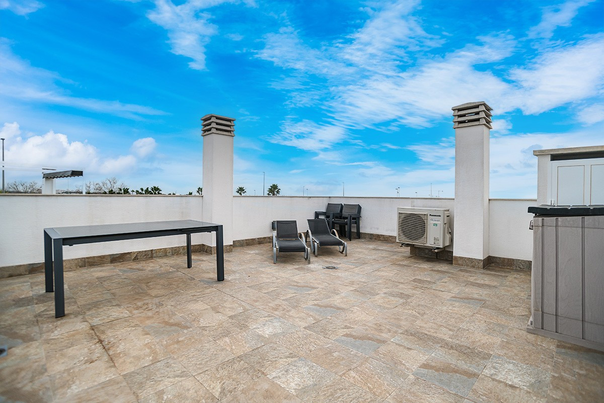 2 Bed Apartment for sale in Pilar De La Horadada Costa Blanca, Alicante, Spain