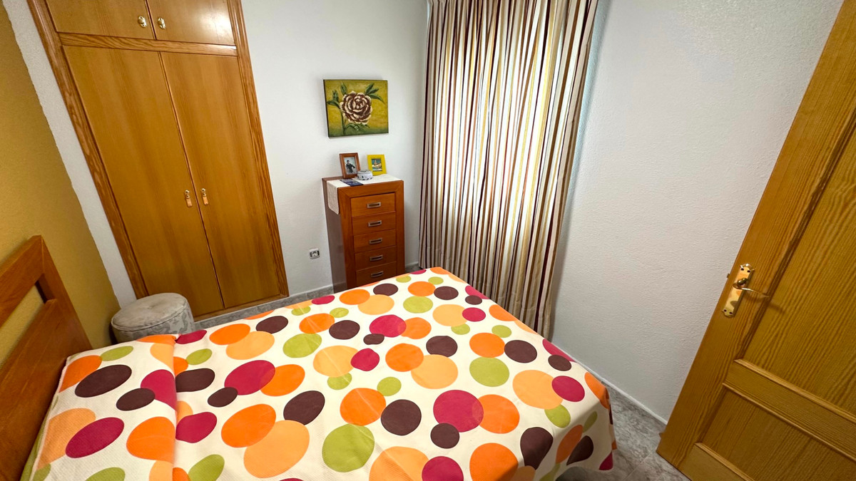 2 Bed Apartment for sale in Guardamar Del Segura Costa Blanca, Alicante, Spain
