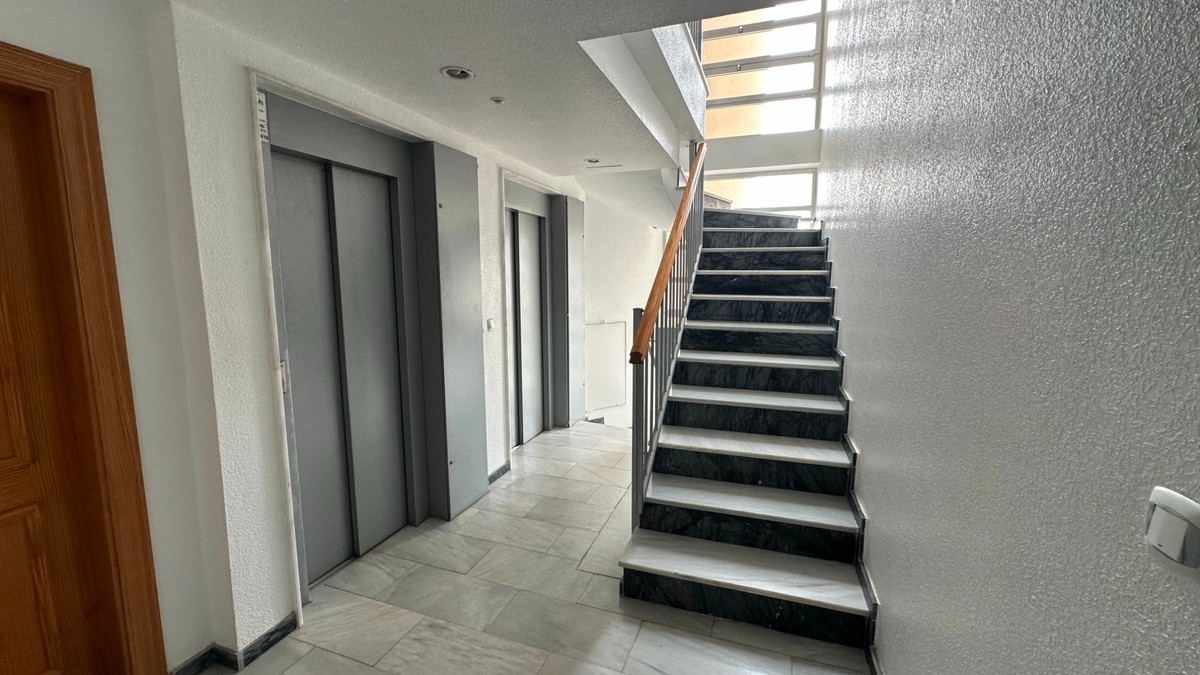 2 Bed Apartment for sale in Guardamar Del Segura Costa Blanca, Alicante, Spain