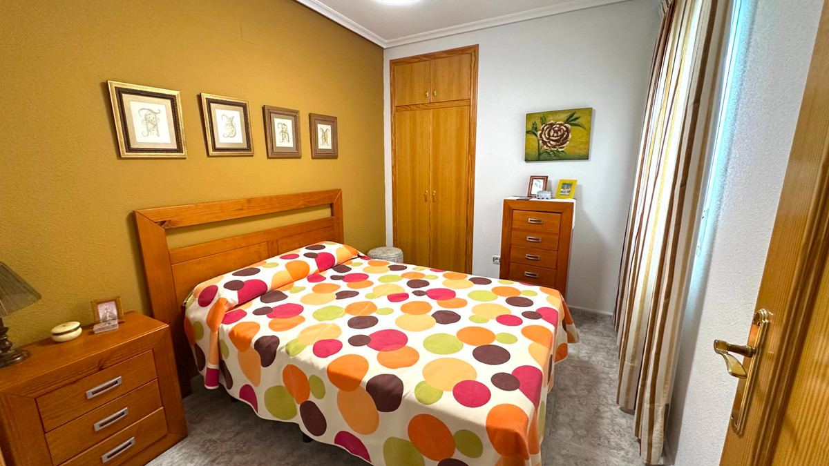 2 Bed Apartment for sale in Guardamar Del Segura Costa Blanca, Alicante, Spain