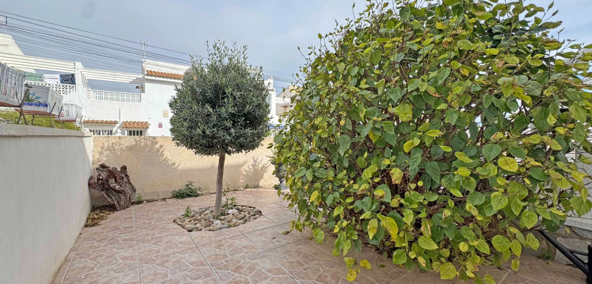 Se vende Pareada de 2 dormitorios en Costa Blanca, Alicante, España