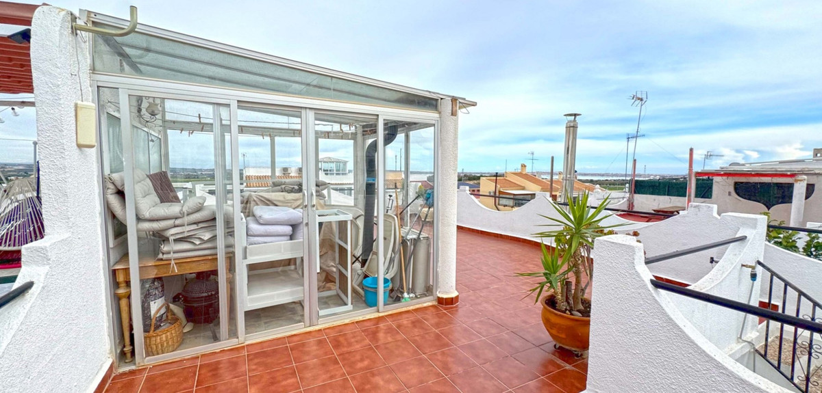 Se vende Pareada de 2 dormitorios en Costa Blanca, Alicante, España