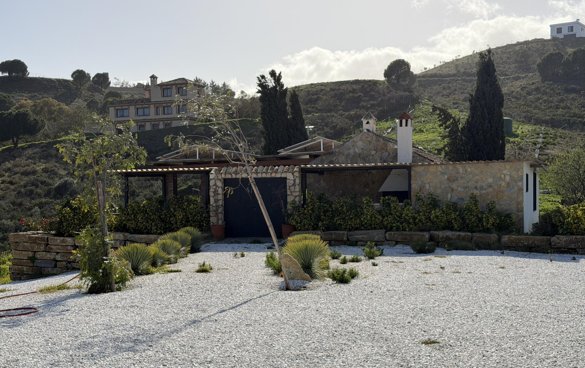 1 Bed Townhouse for sale in Mijas Costa Del Sol, Málaga, Spain