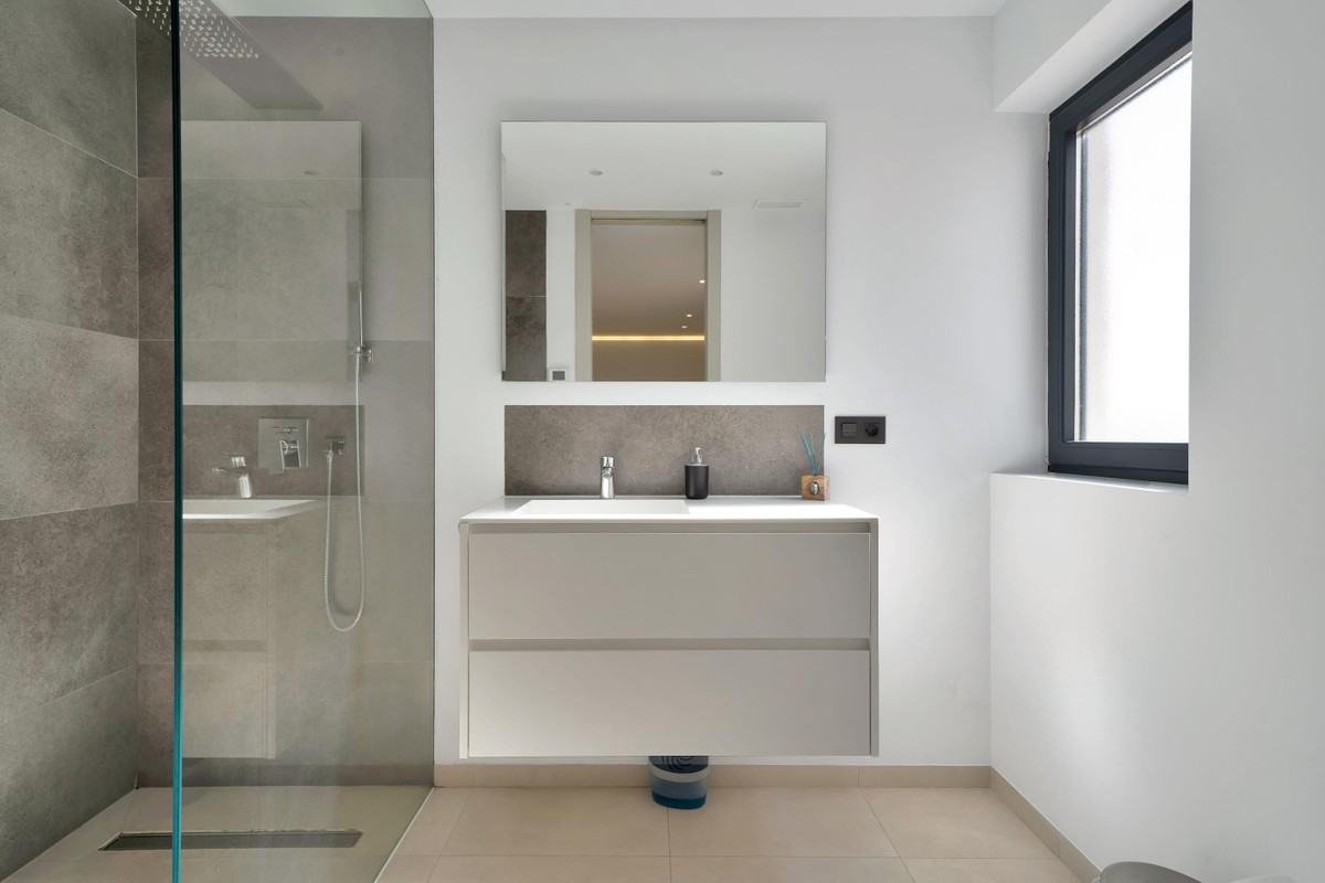 2 Bed Apartment for sale in Marbella Costa Del Sol, Málaga, Spain
