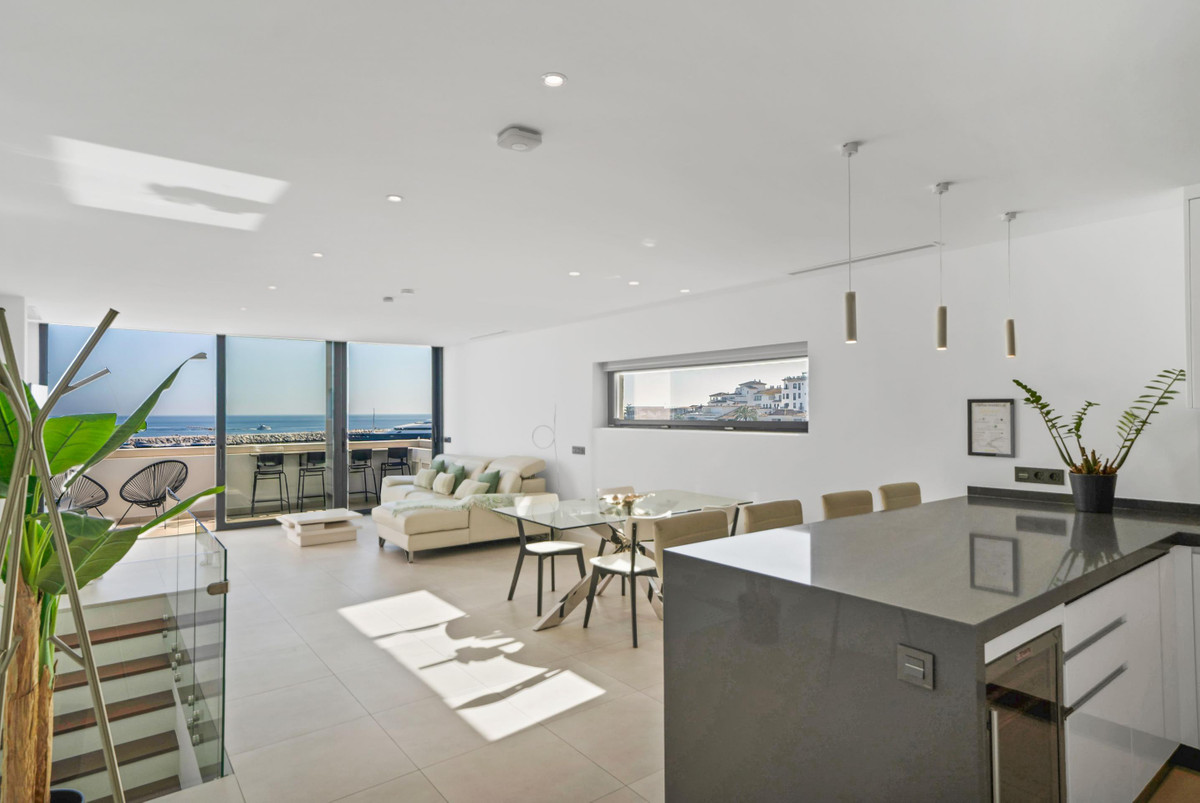 2 Bed Apartment for sale in Marbella Costa Del Sol, Málaga, Spain