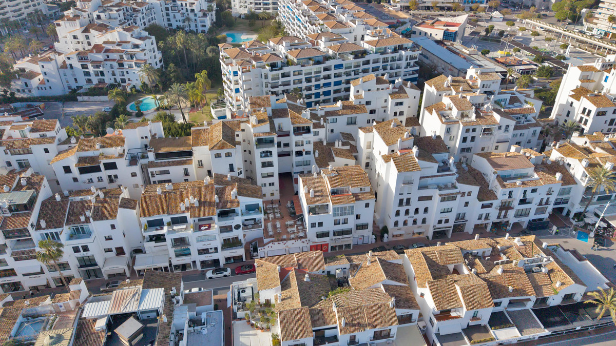 2 Bed Apartment for sale in Marbella Costa Del Sol, Málaga, Spain