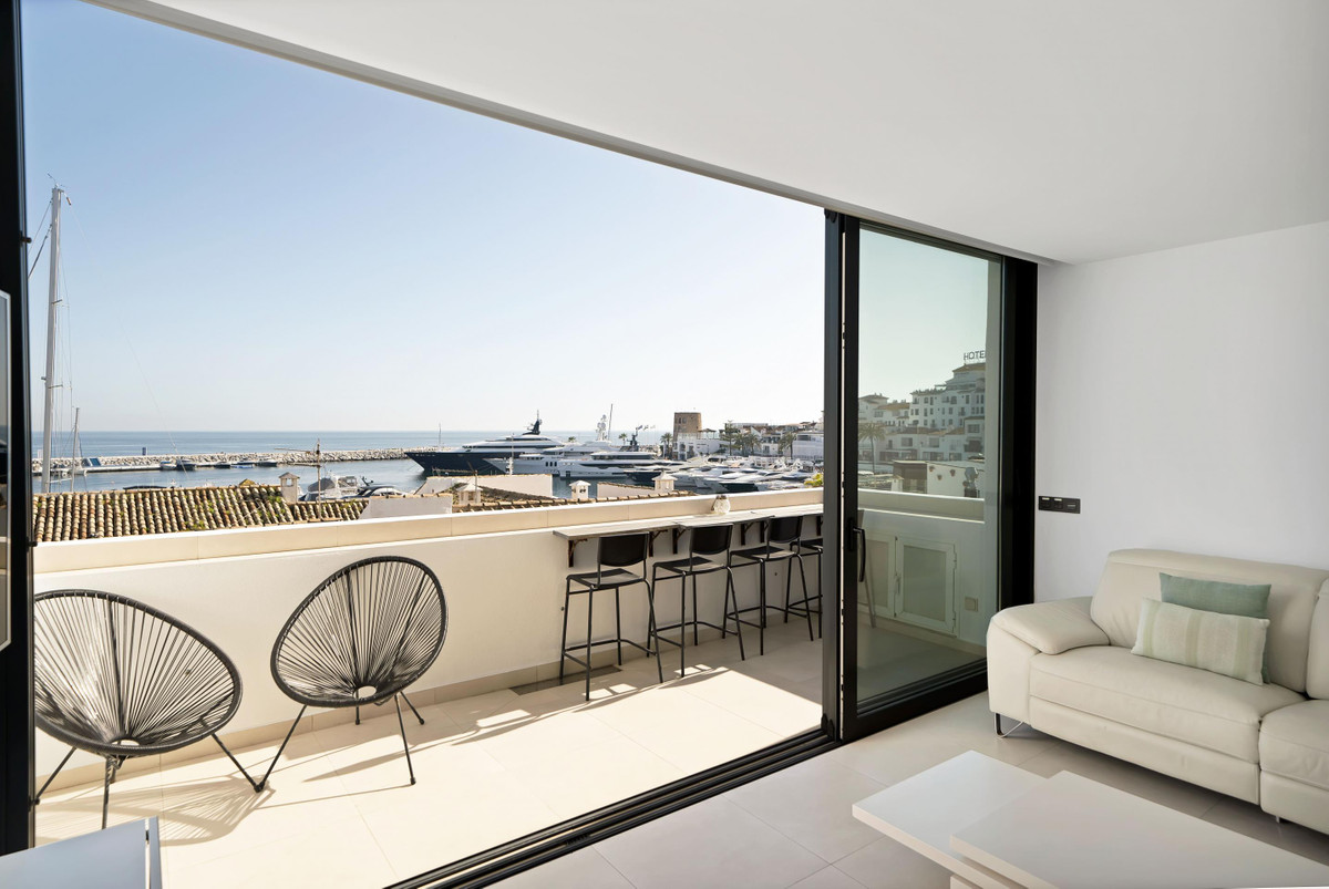 2 Bed Apartment for sale in Marbella Costa Del Sol, Málaga, Spain
