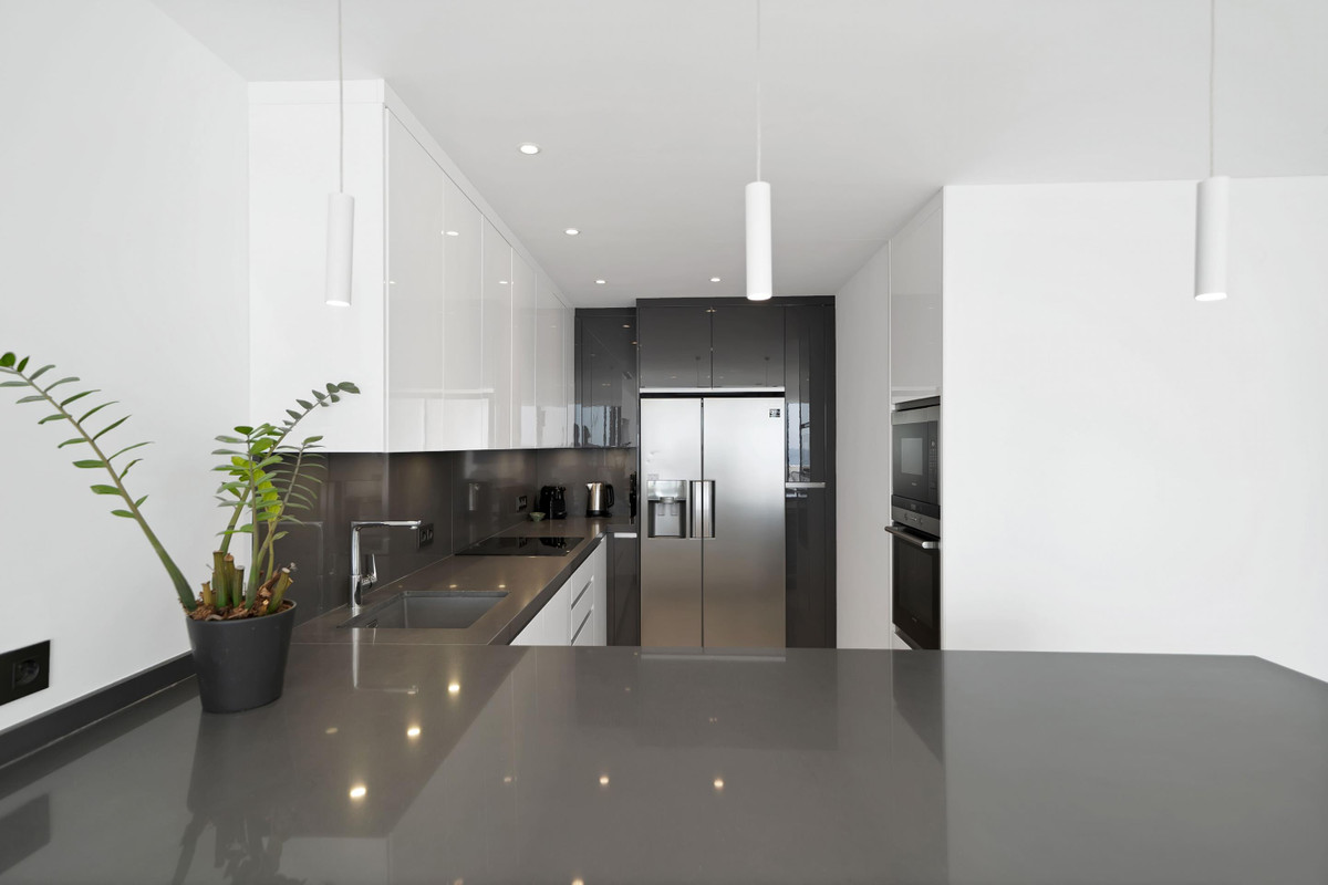 2 Bed Apartment for sale in Marbella Costa Del Sol, Málaga, Spain