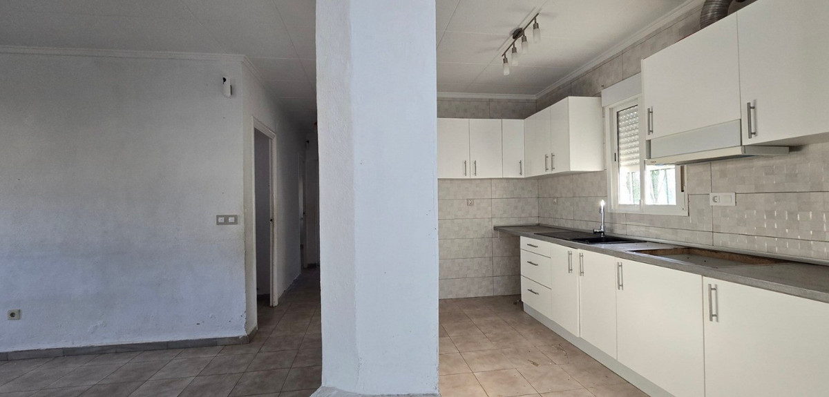 Se vende Villa - Chalet de 3 dormitorios en Costa Blanca, Alicante, España
