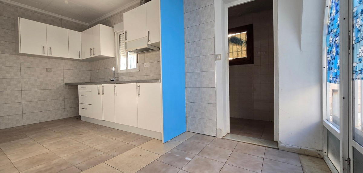 Se vende Villa - Chalet de 3 dormitorios en Costa Blanca, Alicante, España