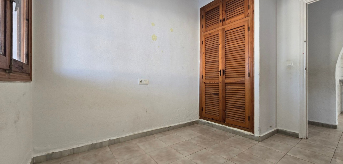 Se vende Villa - Chalet de 3 dormitorios en Costa Blanca, Alicante, España