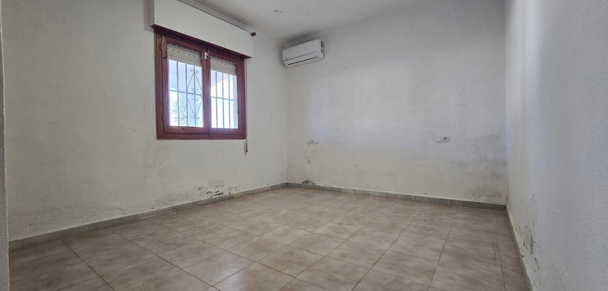 Se vende Villa - Chalet de 3 dormitorios en Costa Blanca, Alicante, España
