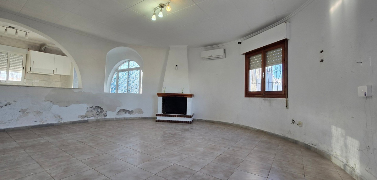 Se vende Villa - Chalet de 3 dormitorios en Costa Blanca, Alicante, España