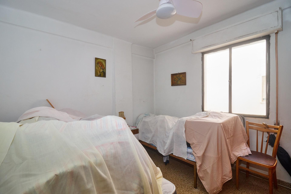 3 Bed Apartment for sale in Fuengirola Costa Del Sol, Málaga, Spain