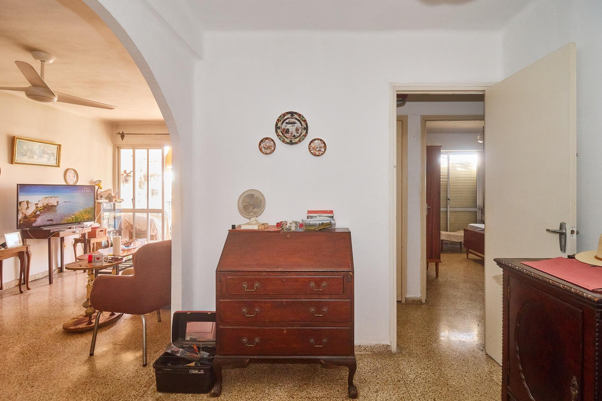 3 Bed Apartment for sale in Fuengirola Costa Del Sol, Málaga, Spain