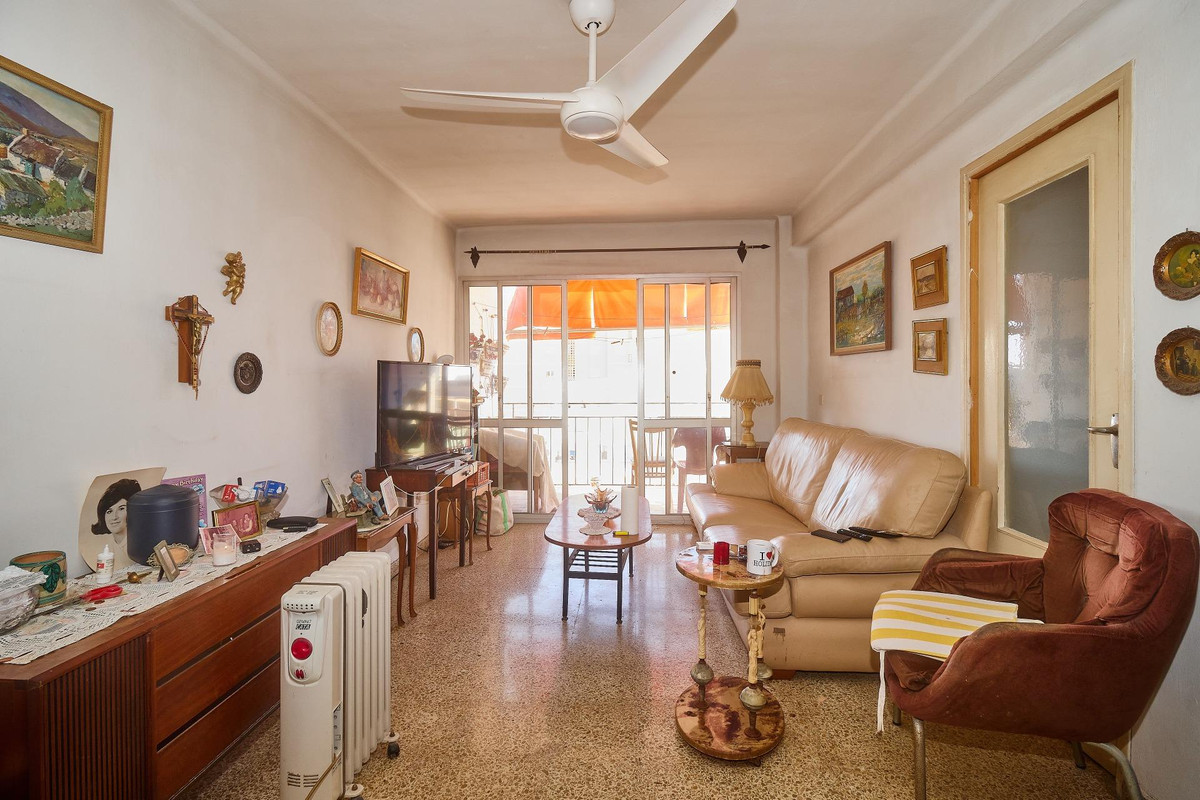 3 Bed Apartment for sale in Fuengirola Costa Del Sol, Málaga, Spain