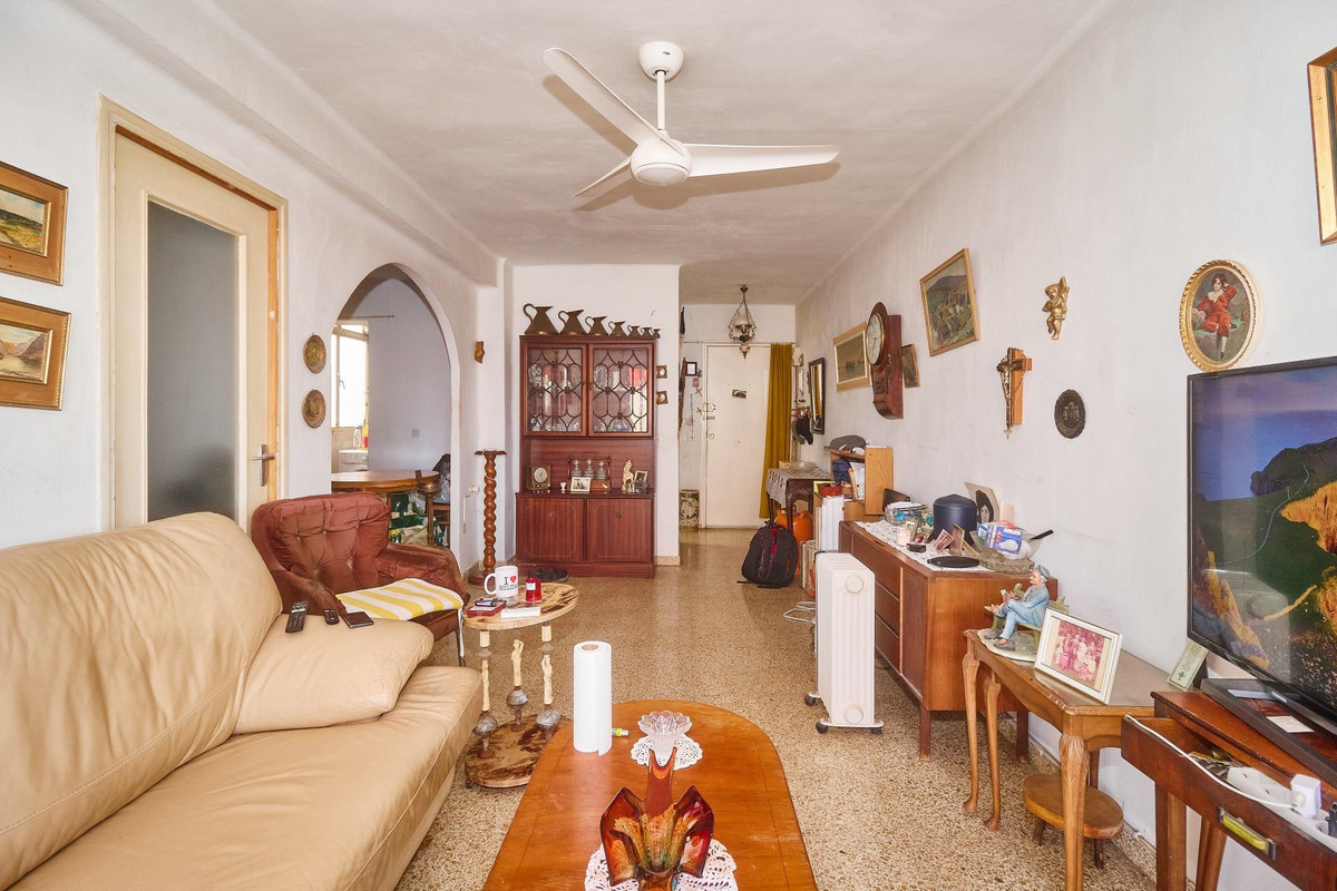 3 Bed Apartment for sale in Fuengirola Costa Del Sol, Málaga, Spain
