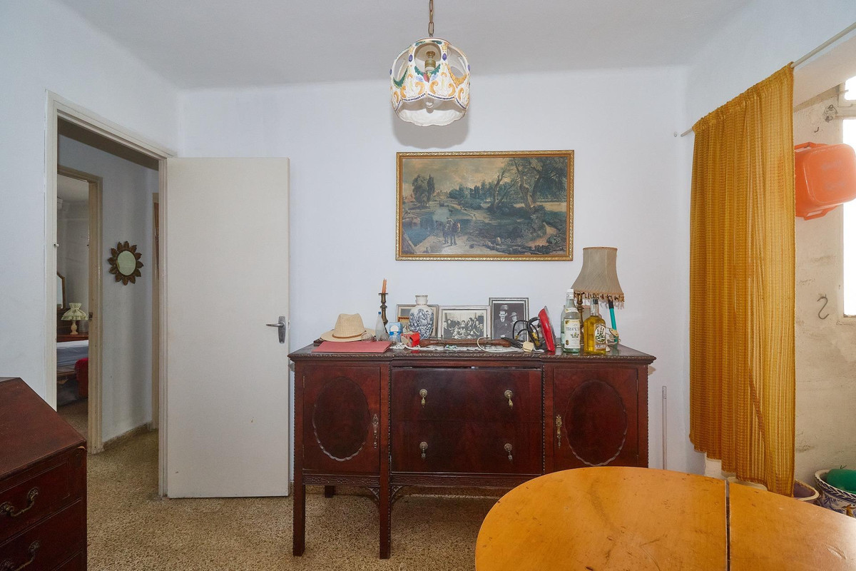 3 Bed Apartment for sale in Fuengirola Costa Del Sol, Málaga, Spain