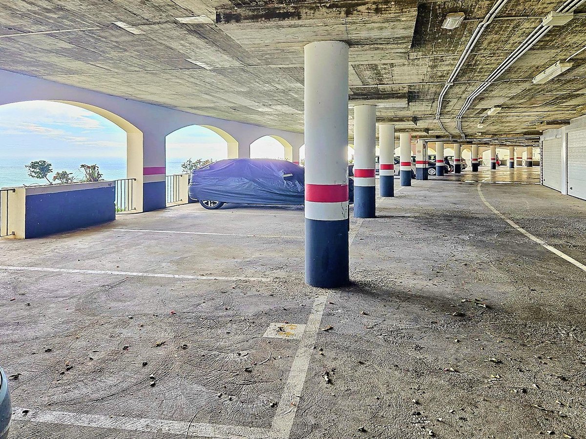 Se vende Garaje  en Costa Del Sol, Málaga, España