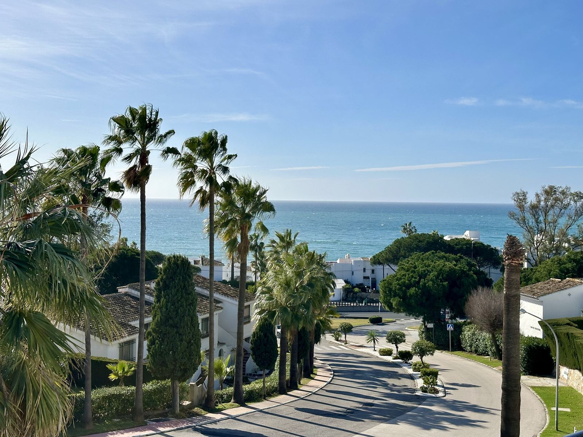 2 Bed Apartment for sale in Riviera Del Sol Costa Del Sol, Málaga, Spain