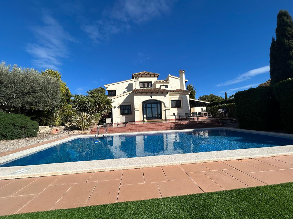 Se vende Villa - Chalet de 3 dormitorios en Costa Calida, Murcia, España
