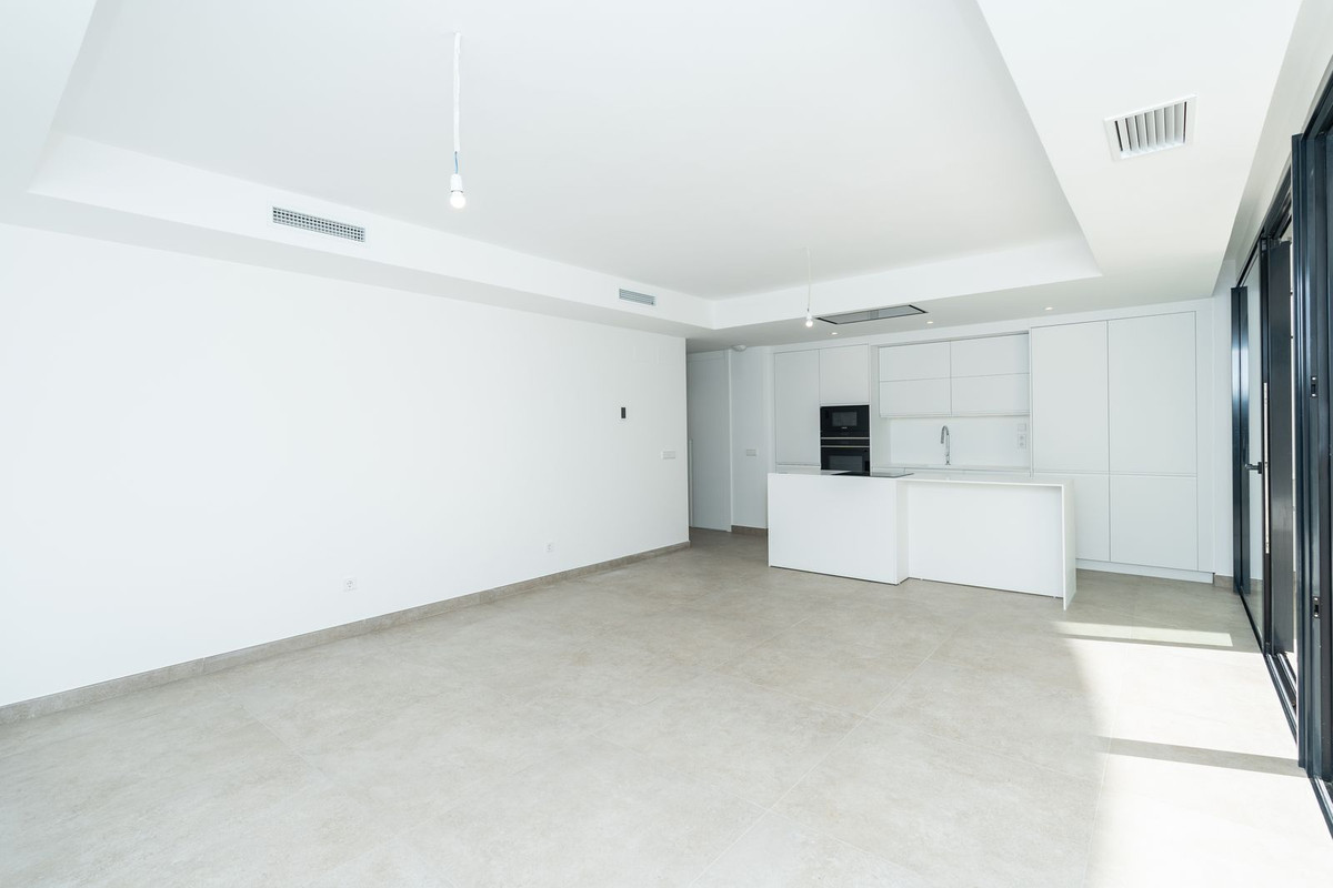 2 Bed Apartment for sale in Bel Air Costa Del Sol, Málaga, Spain
