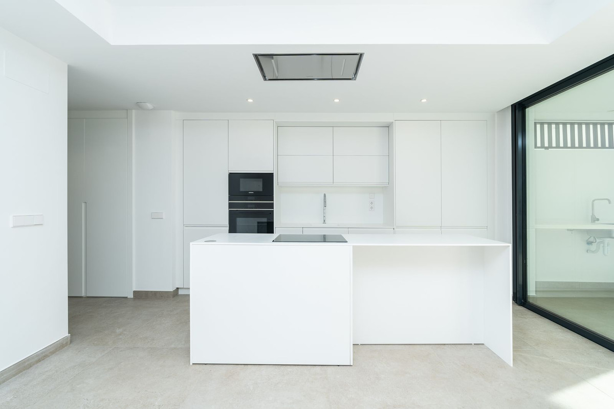 2 Bed Apartment for sale in Bel Air Costa Del Sol, Málaga, Spain