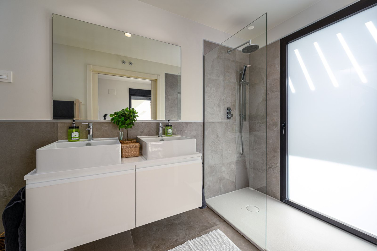 4 Bed Townhouse for sale in La Cala De Mijas Costa Del Sol, Málaga, Spain