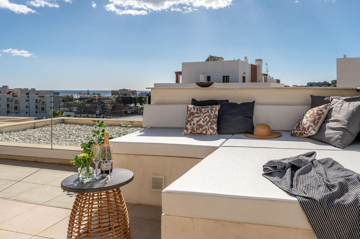 4 Bed Townhouse for sale in La Cala De Mijas Costa Del Sol, Málaga, Spain