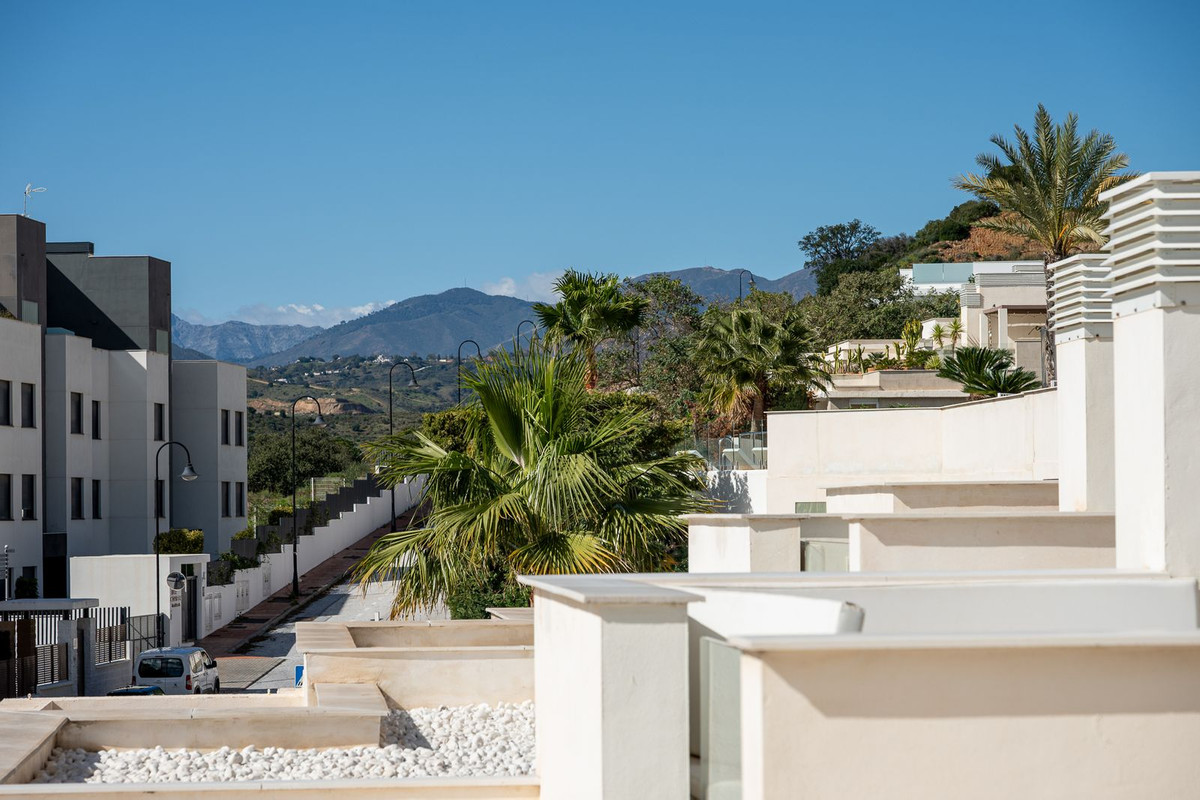 4 Bed Townhouse for sale in La Cala De Mijas Costa Del Sol, Málaga, Spain
