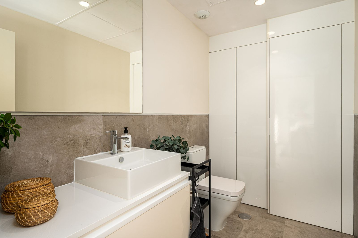 4 Bed Townhouse for sale in La Cala De Mijas Costa Del Sol, Málaga, Spain