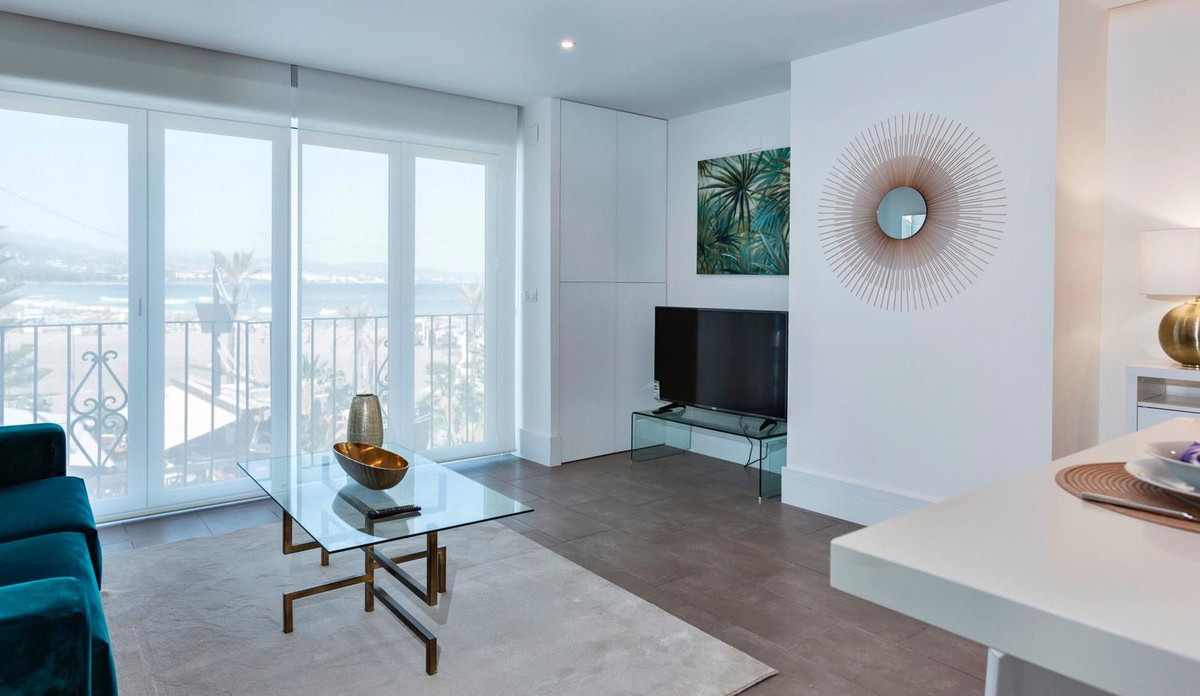 2 Bed Apartment for sale in The Golden Mile Costa Del Sol, Málaga, Spain