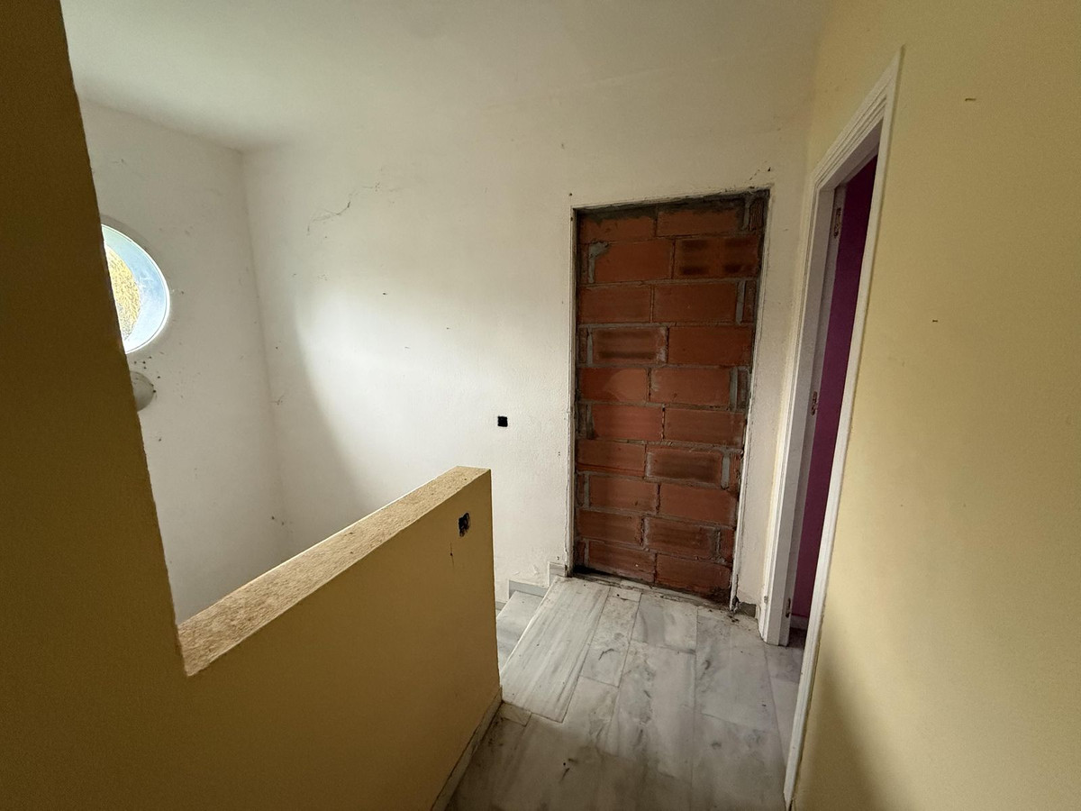 3 Bed Townhouse for sale in Estepona Costa Del Sol, Málaga, Spain