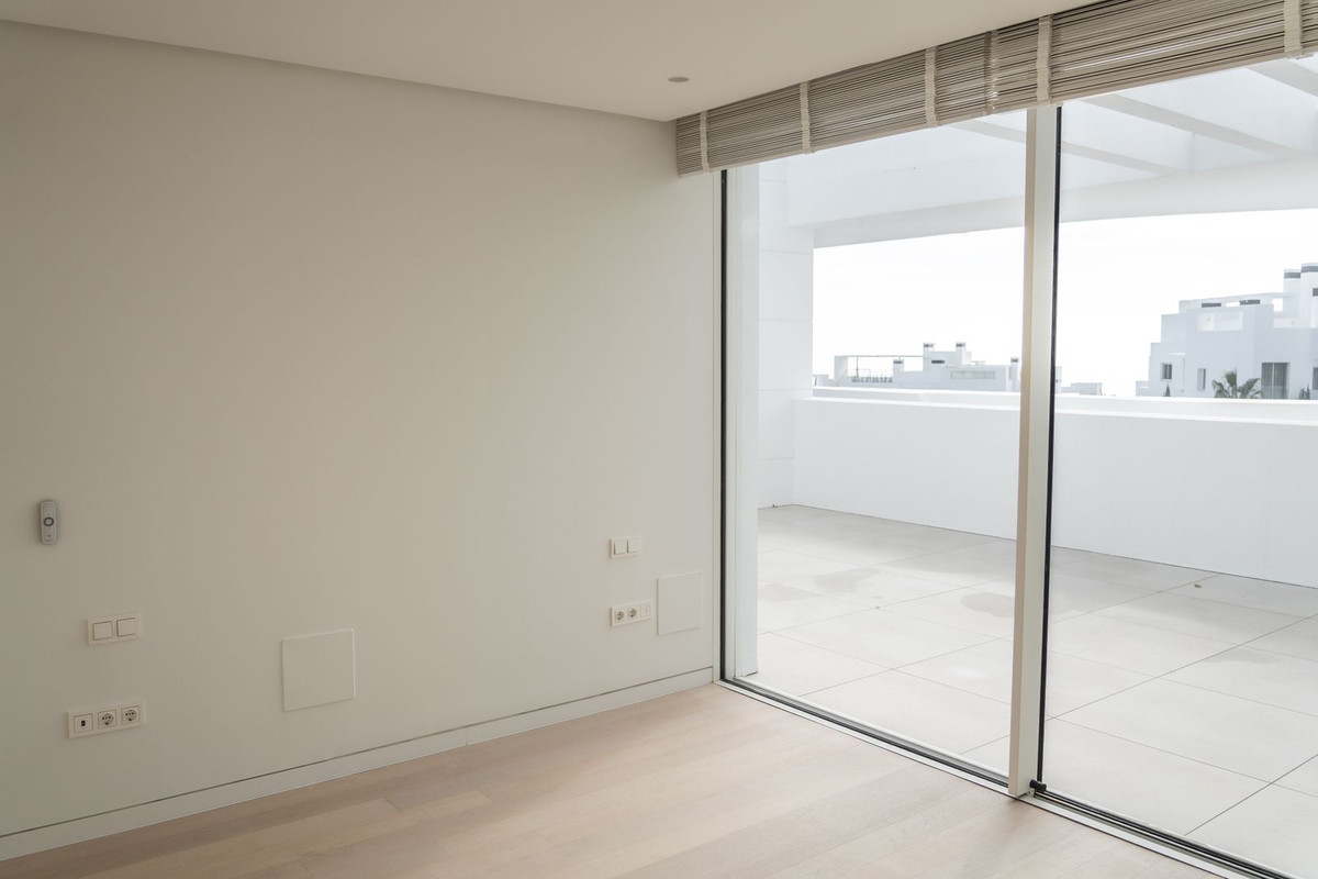 3 Bed Apartment for sale in Ojén Costa Del Sol, Málaga, Spain