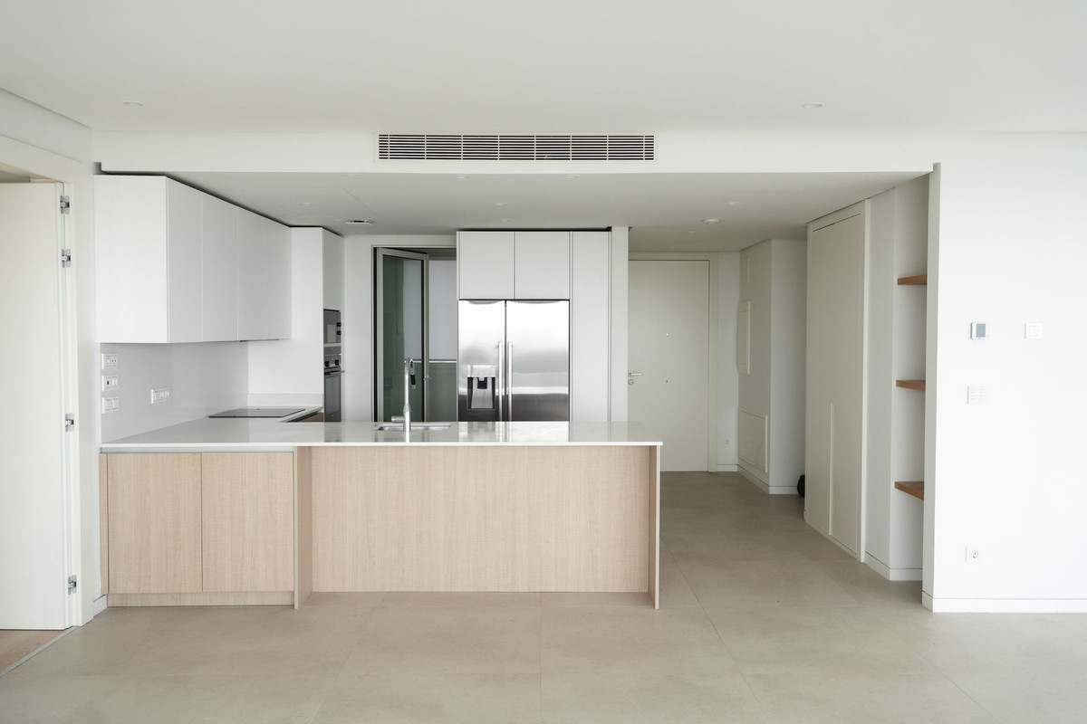 3 Bed Apartment for sale in Ojén Costa Del Sol, Málaga, Spain