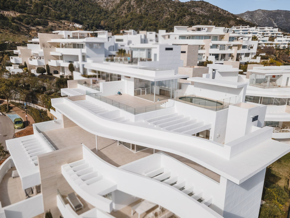 3 Bed Apartment for sale in Ojén Costa Del Sol, Málaga, Spain