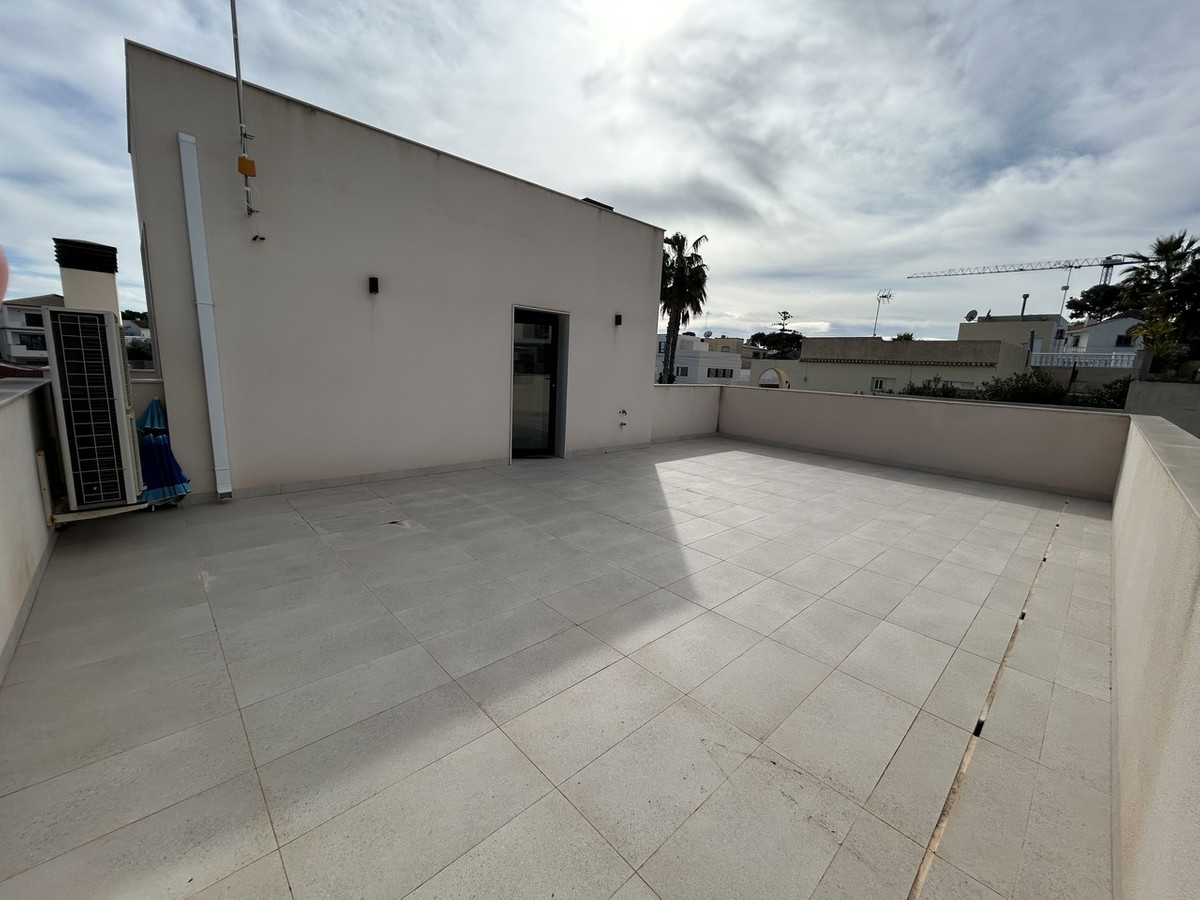 5 Bed Townhouse for sale in Los Balcones Costa Blanca, Alicante, Spain
