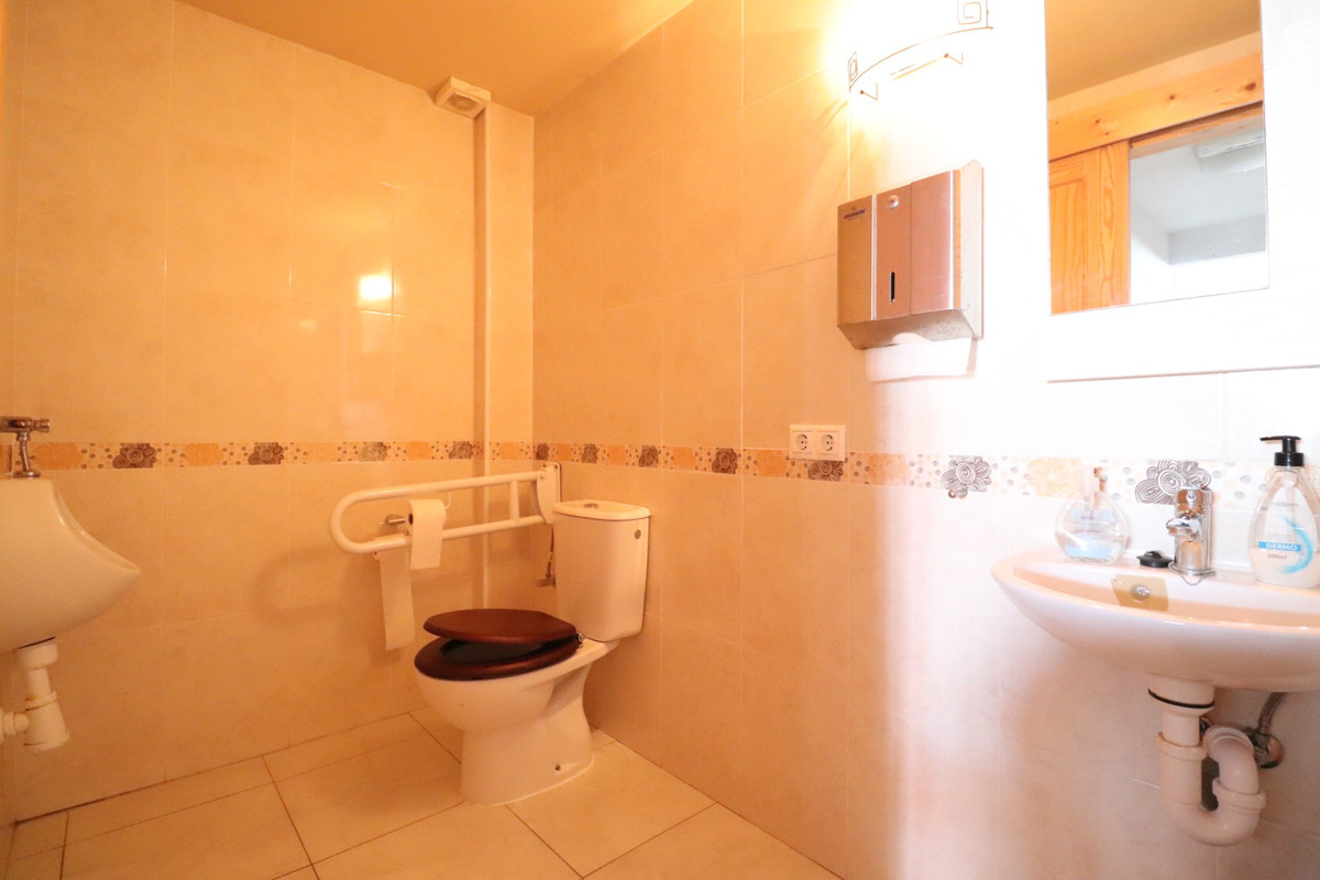 Se vende Local comercial  en Costa Blanca, Alicante, España