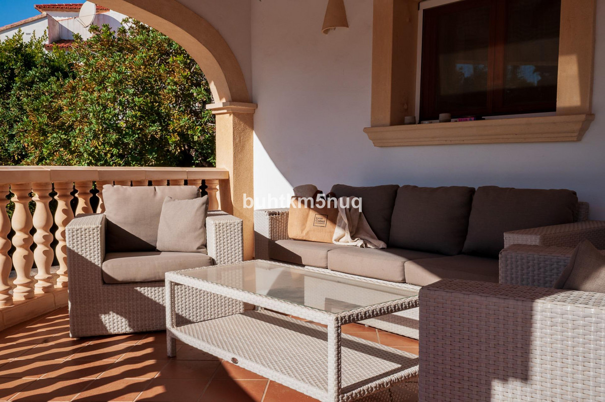 4 Bed Townhouse for sale in Calpe Costa Blanca, Alicante, Spain