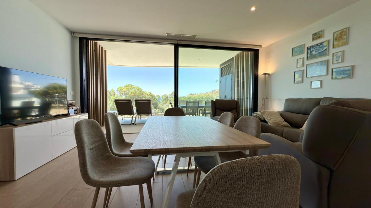 Se vende Apartamento Planta Media de 2 dormitorios en Costa Blanca, Alicante, España