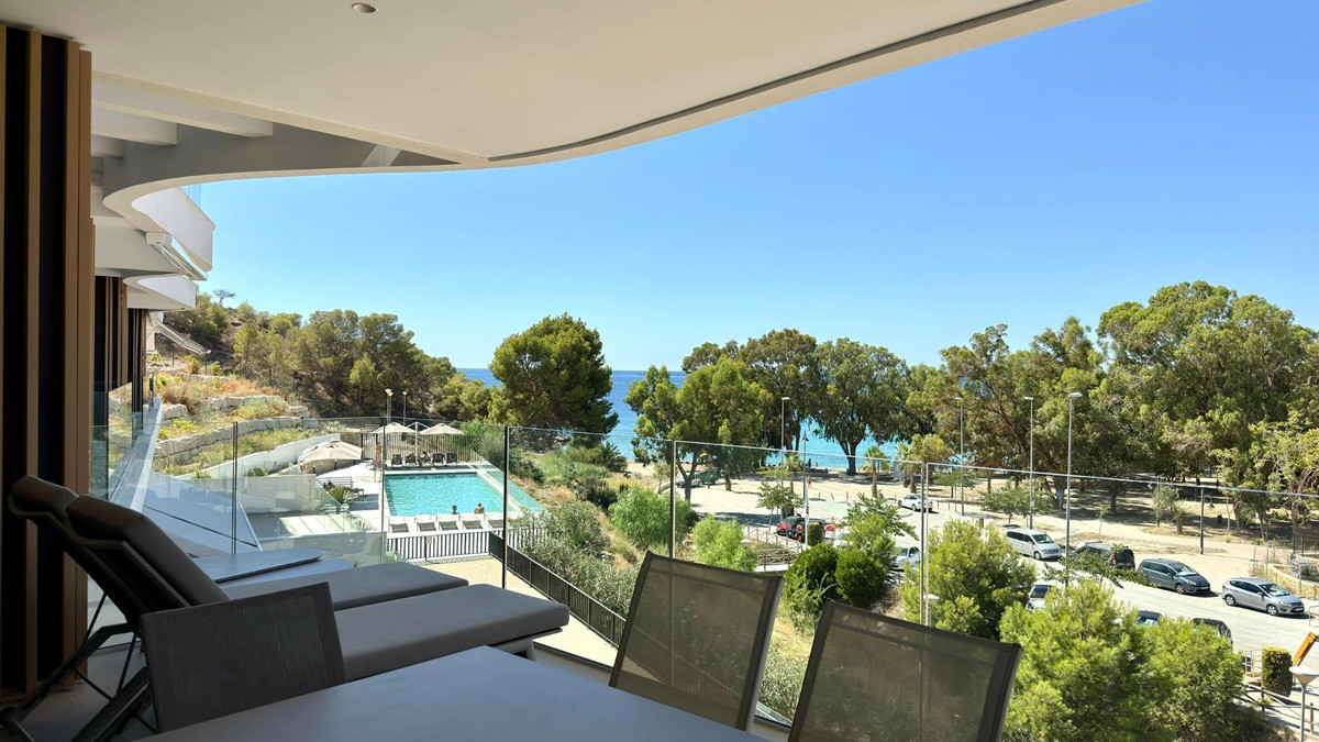 Se vende Apartamento Planta Media de 2 dormitorios en Costa Blanca, Alicante, España