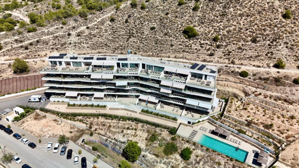 Se vende Apartamento Planta Media de 2 dormitorios en Costa Blanca, Alicante, España