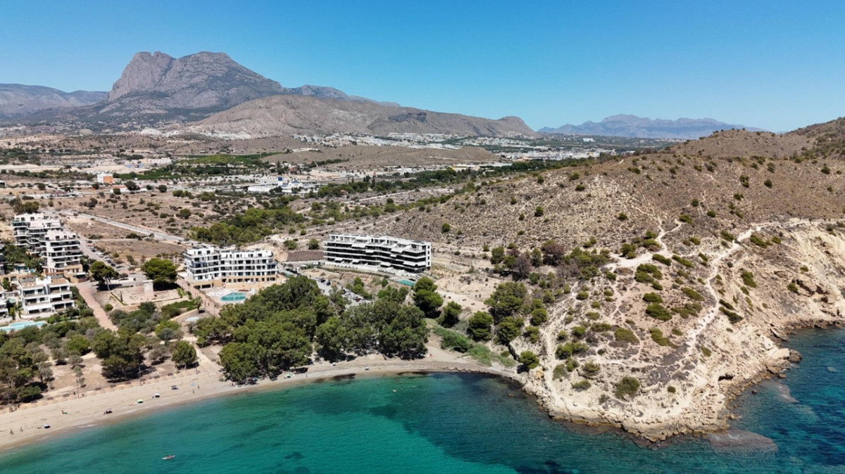 Se vende Apartamento Planta Media de 2 dormitorios en Costa Blanca, Alicante, España