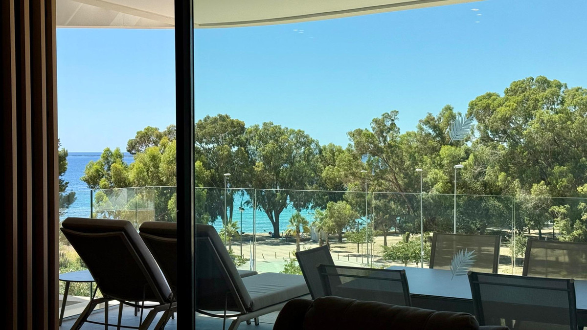Se vende Apartamento Planta Media de 2 dormitorios en Costa Blanca, Alicante, España