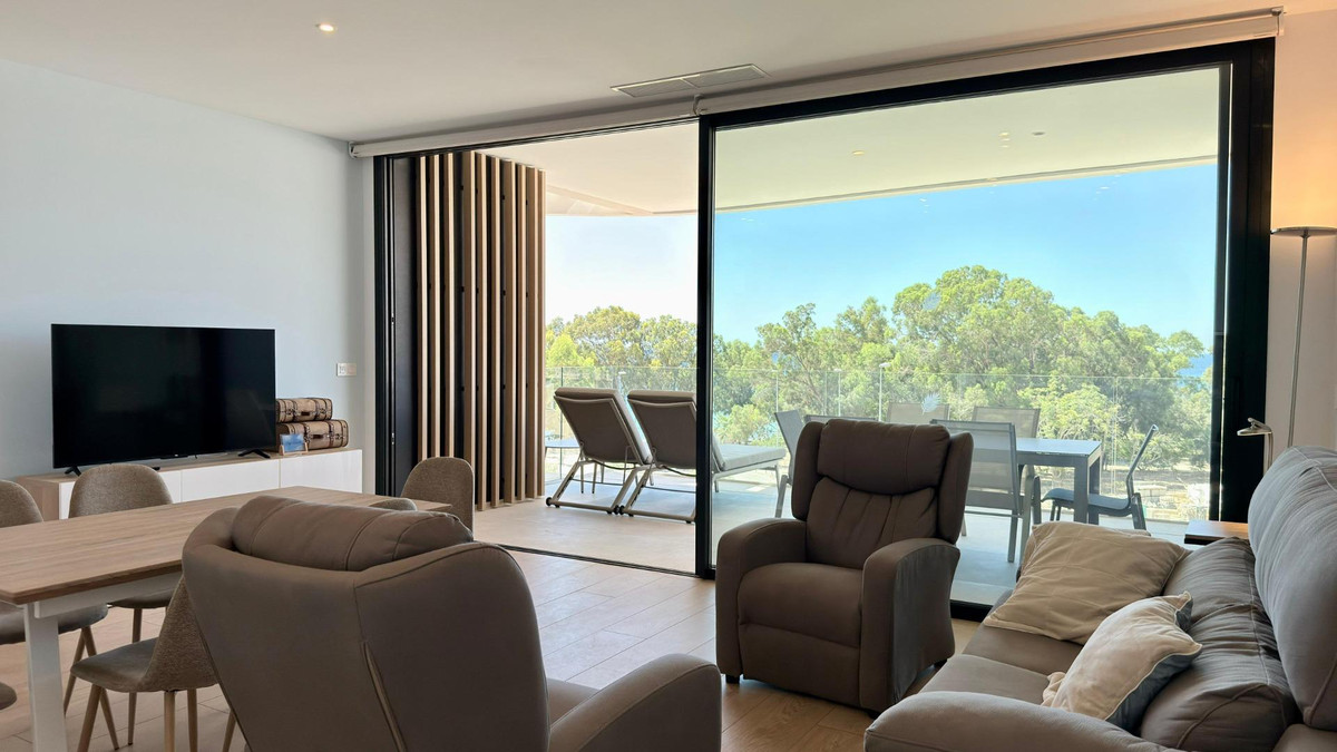 Se vende Apartamento Planta Media de 2 dormitorios en Costa Blanca, Alicante, España